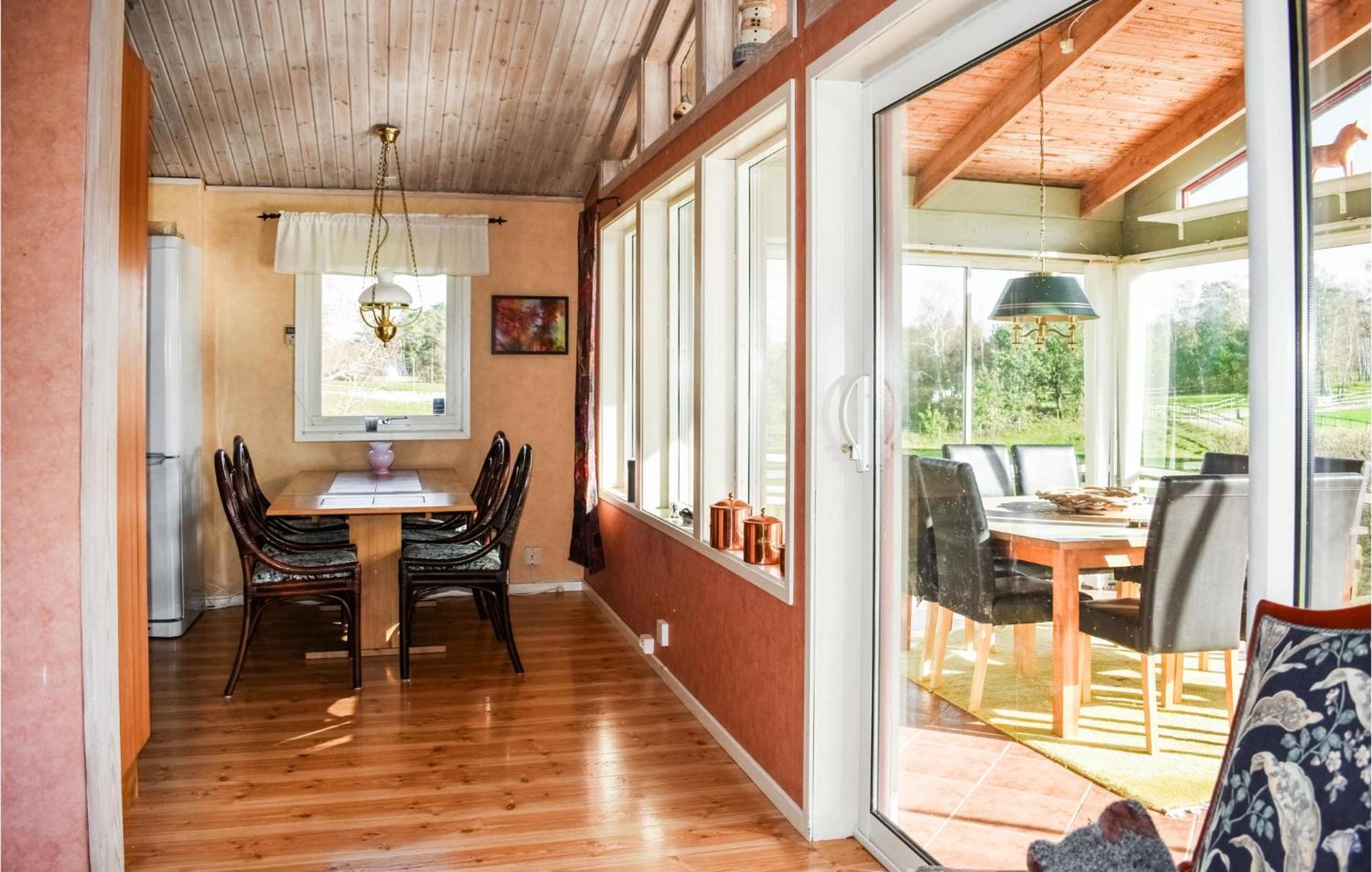 Gorgeous Home In Munka-Ljungby With Kitchen Exterior photo
